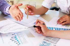 特朗普呼吁美联储进行相当于10次的降息